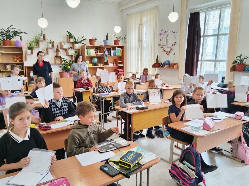 Центр развития Точка роста Топчихинской школы №2 начал реализацию плана на 2023 - 2024 учебный год..